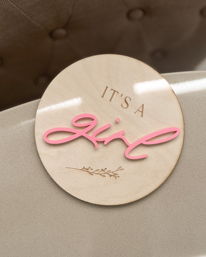 It’s a Boy/Girl Plaque